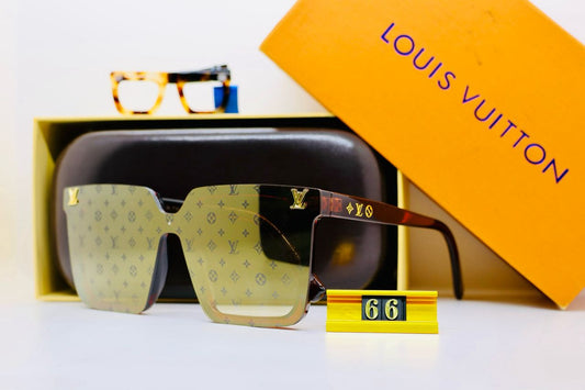 LOUIS VUITTON - 66